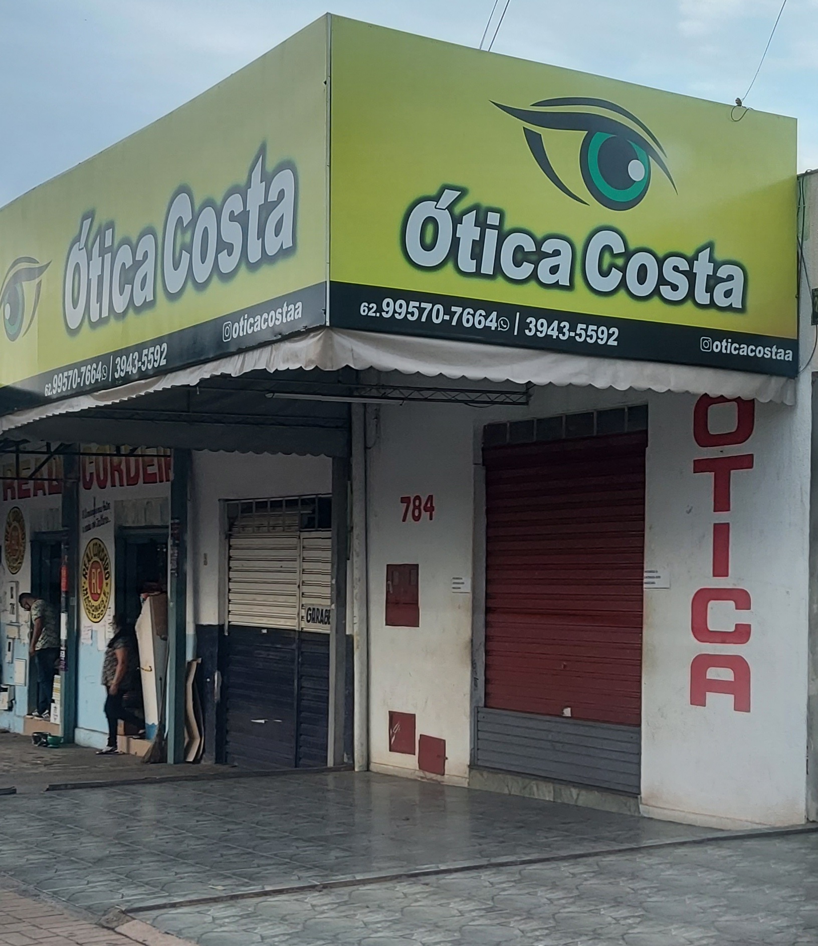 Ótica Costa - Vila Jaiara -  ao lado do Real Cordeiro - em frente à Igreja Assembleia de Deus.